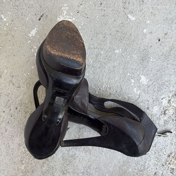 Yves Saint Laurent Women's Black Leather T Strap Heels - Picture 7 of 8